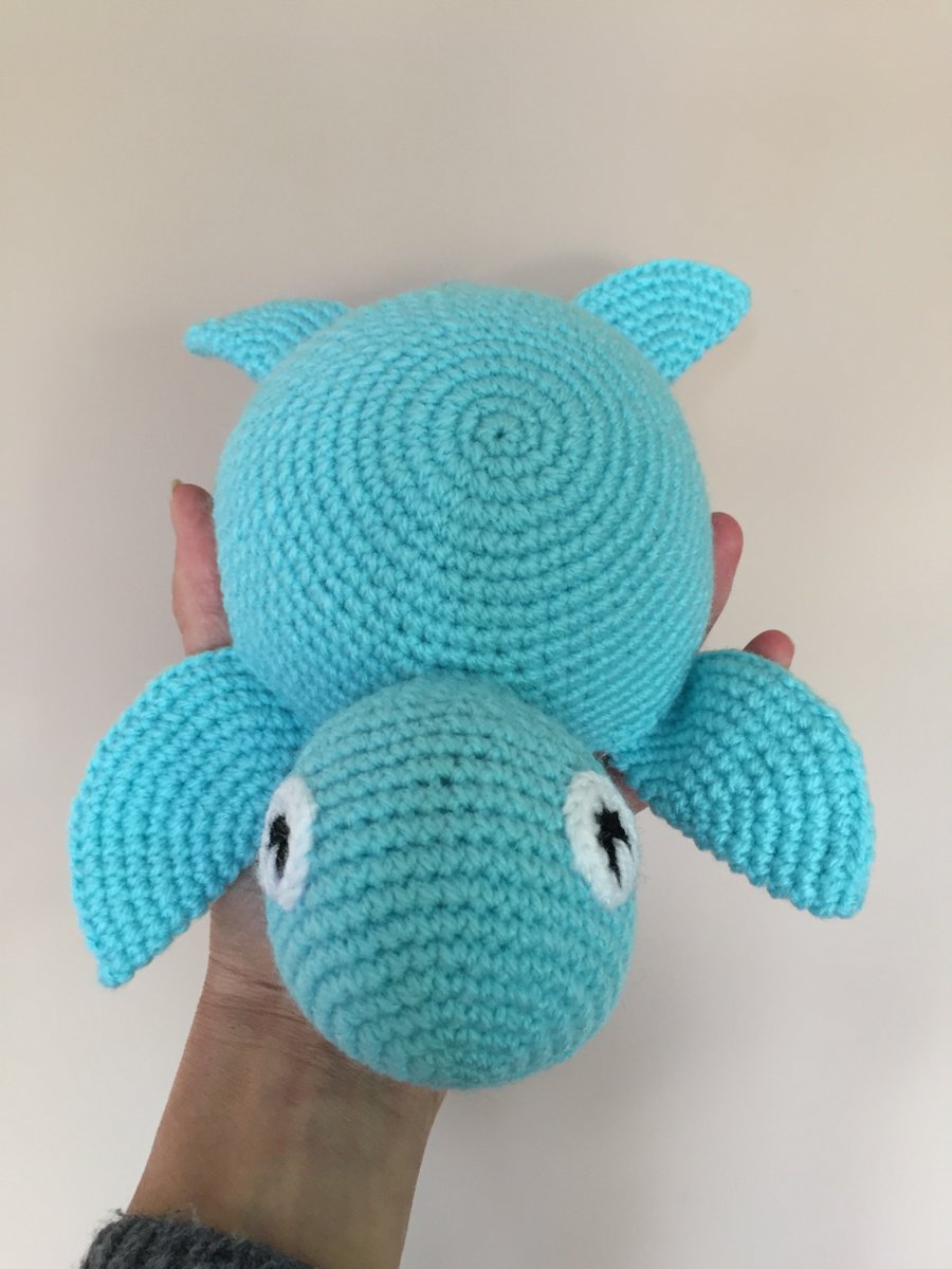 Does your youngster love sea creatures?  This cute turtle is available now and would make a lovely gift  😊

bitzas.etsy.com/listing/719153…

#ATSocialMedia #CraftBizParty #firsttmaster #MHHSBD