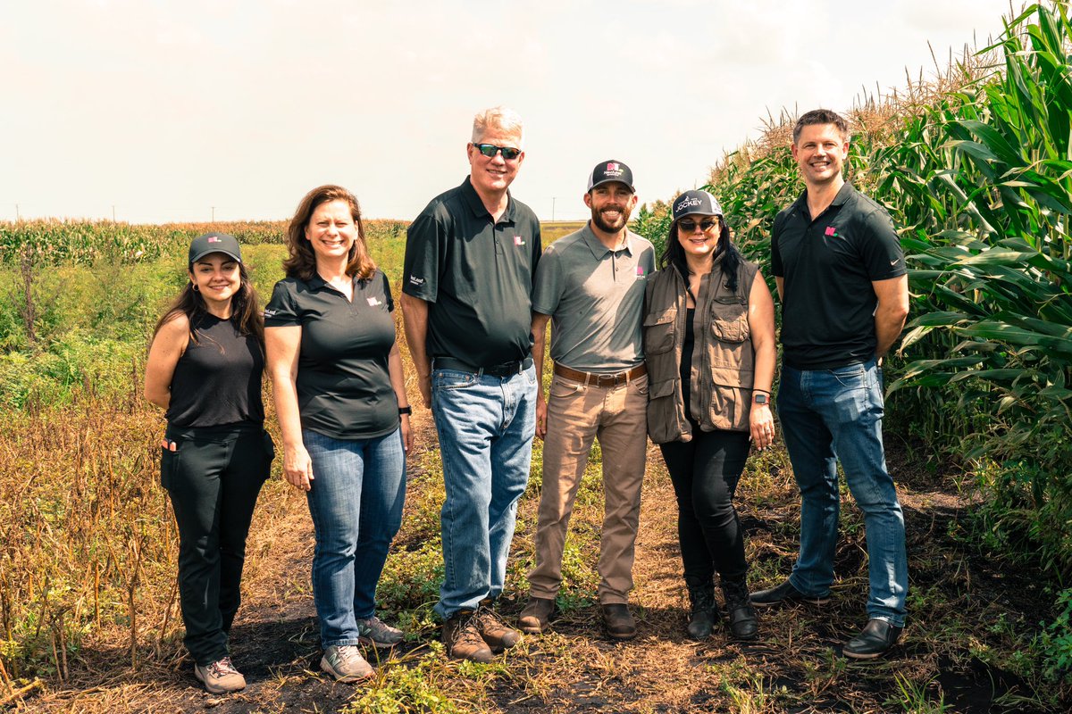 Have some content coming down the pipeline with the @NewLeaf_Sym group! Checked out a corn field in Belle Glade, FL and learned a ton about their recent work with PPFMs. Looking forward to learning more about #PinkPeformance!