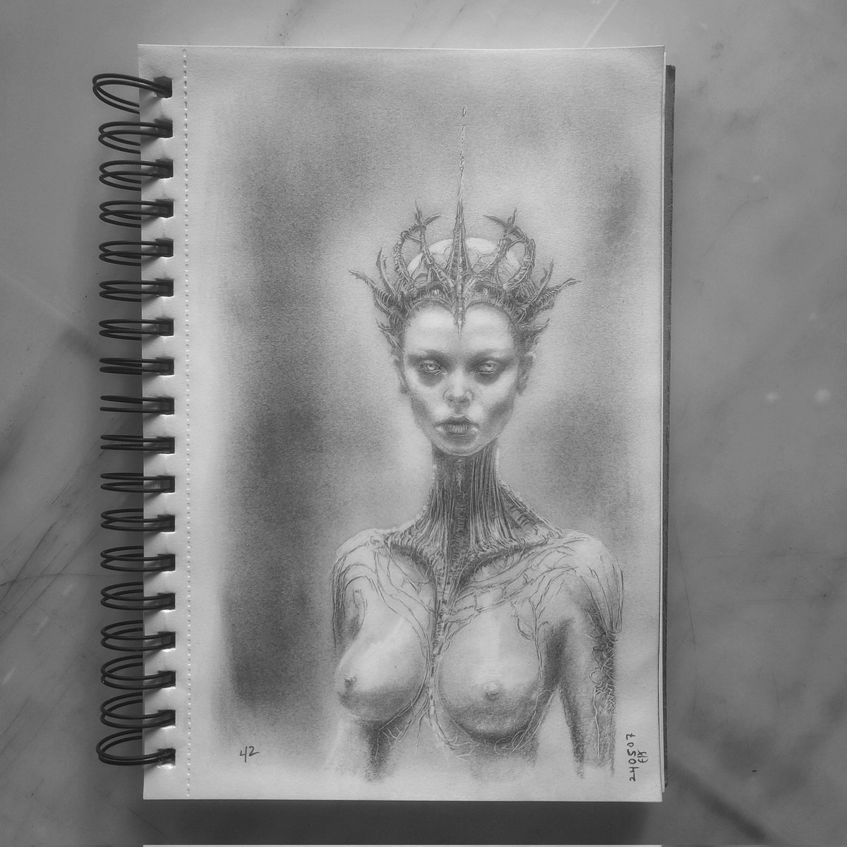 NECRONOMIsketch 42
Not sure if this will be a Twofer Tuesday.
#sketchbook #darkart