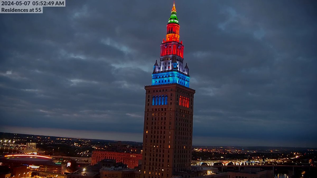 RED, BLUE, GREEN | Today, in honor of Nurses Week and to recognize the incredible commitment and impact that nurses have every day in the Cleveland community! 

#NursesWeek #ThankYouNurses 

@UHhospitals @ClevelandClinic @metrohealthCLE