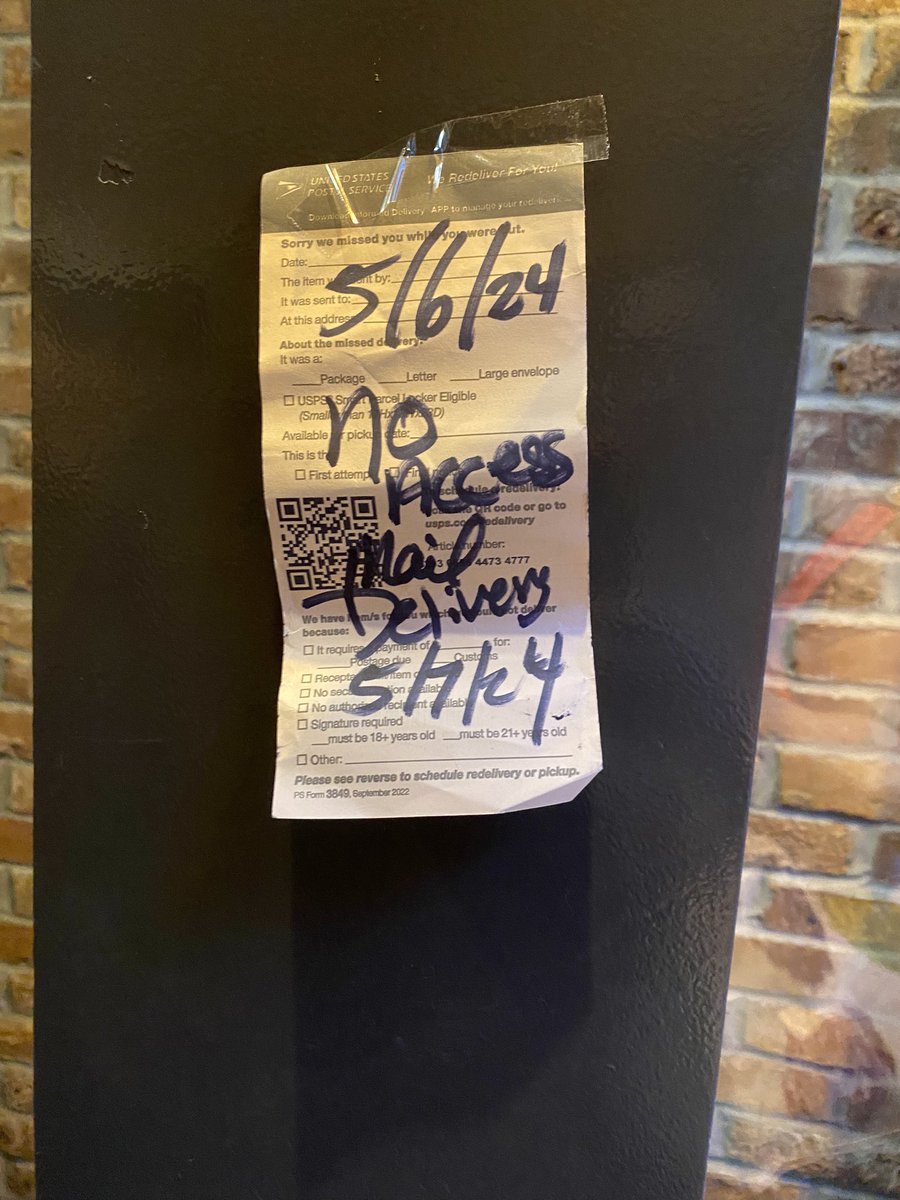 ressydm's tweet photo. @nyc311 reported building entrance door latch needed repair.  Someone comes to not fix latch in first door entrance but blacktape 2nd door in entrance to not lock! USPS has left note they can’t gain entry to first door entrance which is the problem. 2nd door is fine! LL ignores https://t.co/npLD9L3AjS