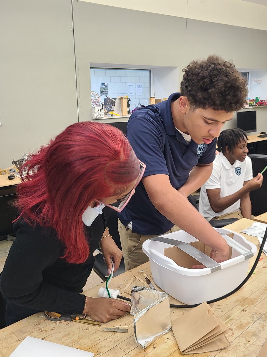 Today #BotsIQ had the chance to join Caren Glowa's Intro to STEM class at @bishopcanevin for a #MFGexplore lesson! Today's topic was environmental engineering, which the students explored by building a working dam out of recycled materials. Thanks for having us join your class!