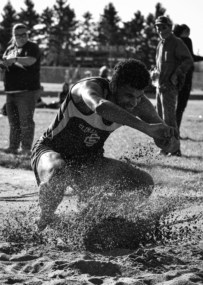 πππ‘ππ¨ ππππ£π£π€π£ (@shannon18miles) on Twitter photo Honored to make the list of Kalamazoo areaβs top seniors in Spring sports! #track
The 6-foot-7 <a href="/CMU_Football/">Central Michigan Football</a> commit holds the ninth-best long jump (22-feet, 0.75-inches) amongst seniors in track this season, and has earned 10 victories this season amongst four different events. Honored to make the list of Kalamazoo areaβs top seniors in Spring sports! #track
The 6-foot-7 <a href="/CMU_Football/">Central Michigan Football</a> commit holds the ninth-best long jump (22-feet, 0.75-inches) amongst seniors in track this season, and has earned 10 victories this season amongst four different events.