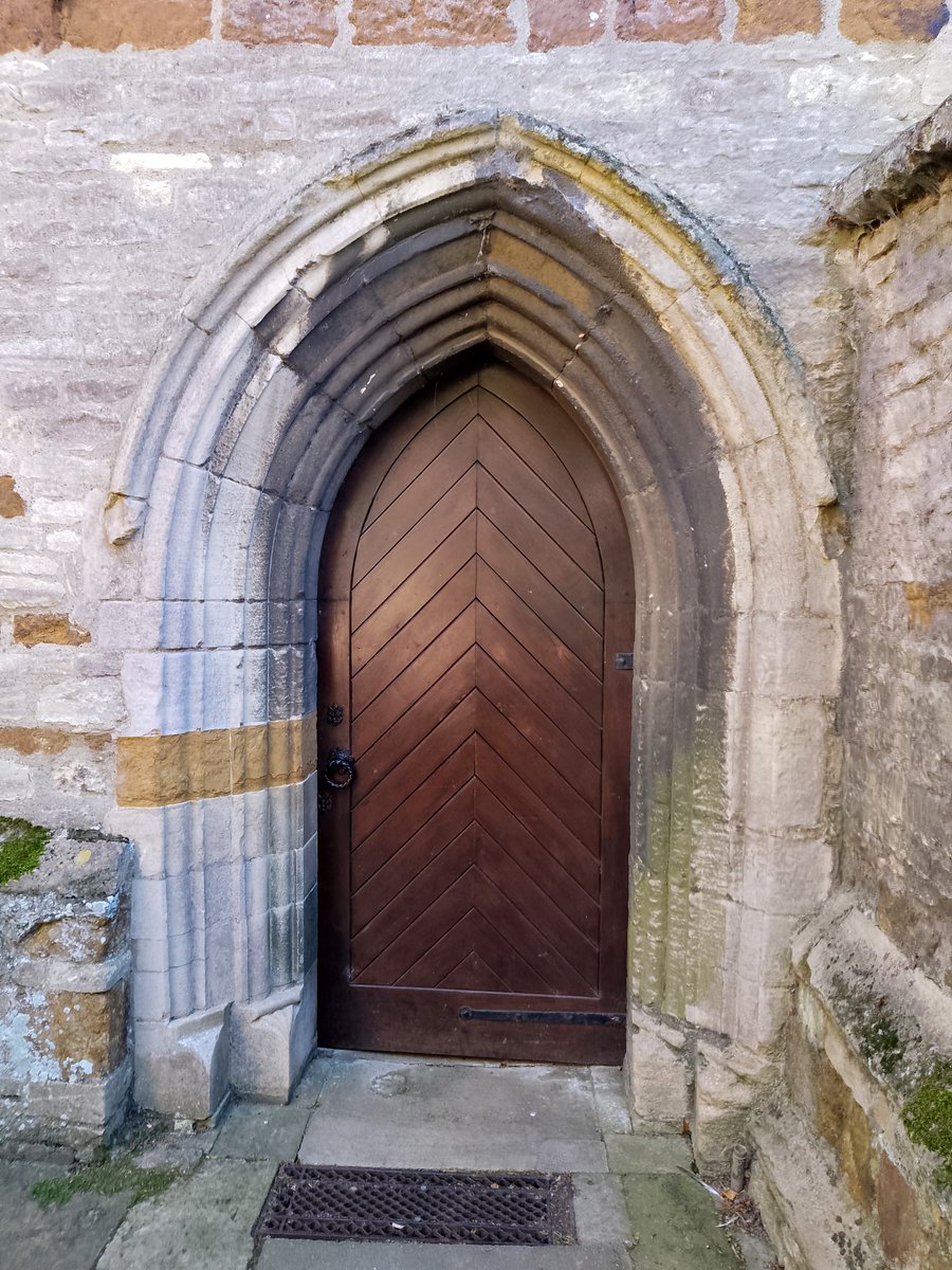 Door of 
#StPetersIrthlingborough on a bright day #PhilOnaBike (2023)
#Dailydoor #WoodenWednesday #AdoorableThursday