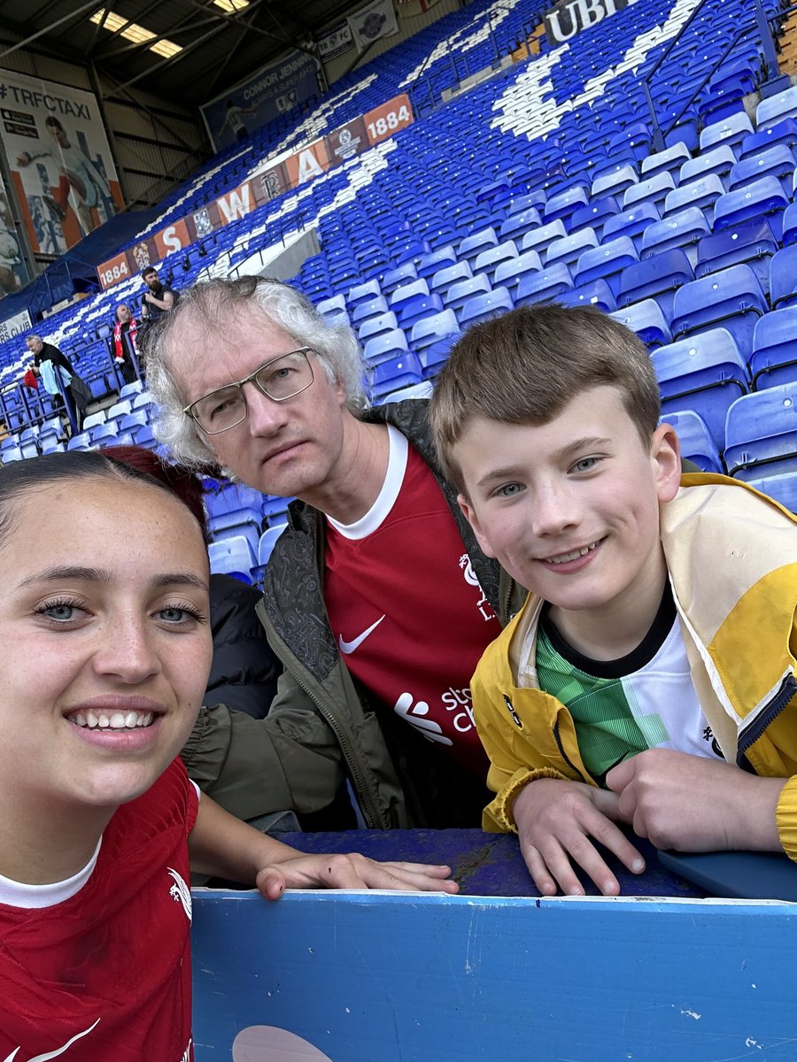 Following up the Chelsea win which was the game of the season, by beating Man United in our last ever home game at #PrentonPark, what a day in the sun! 
@LiverpoolFCW @LFCWSC @enderby_mia @BarclaysWSL 
#LFCW #LFC #YNWA #WalkOn #LIVMAN #BarclaysWSL #topfour #UPTHEREDS