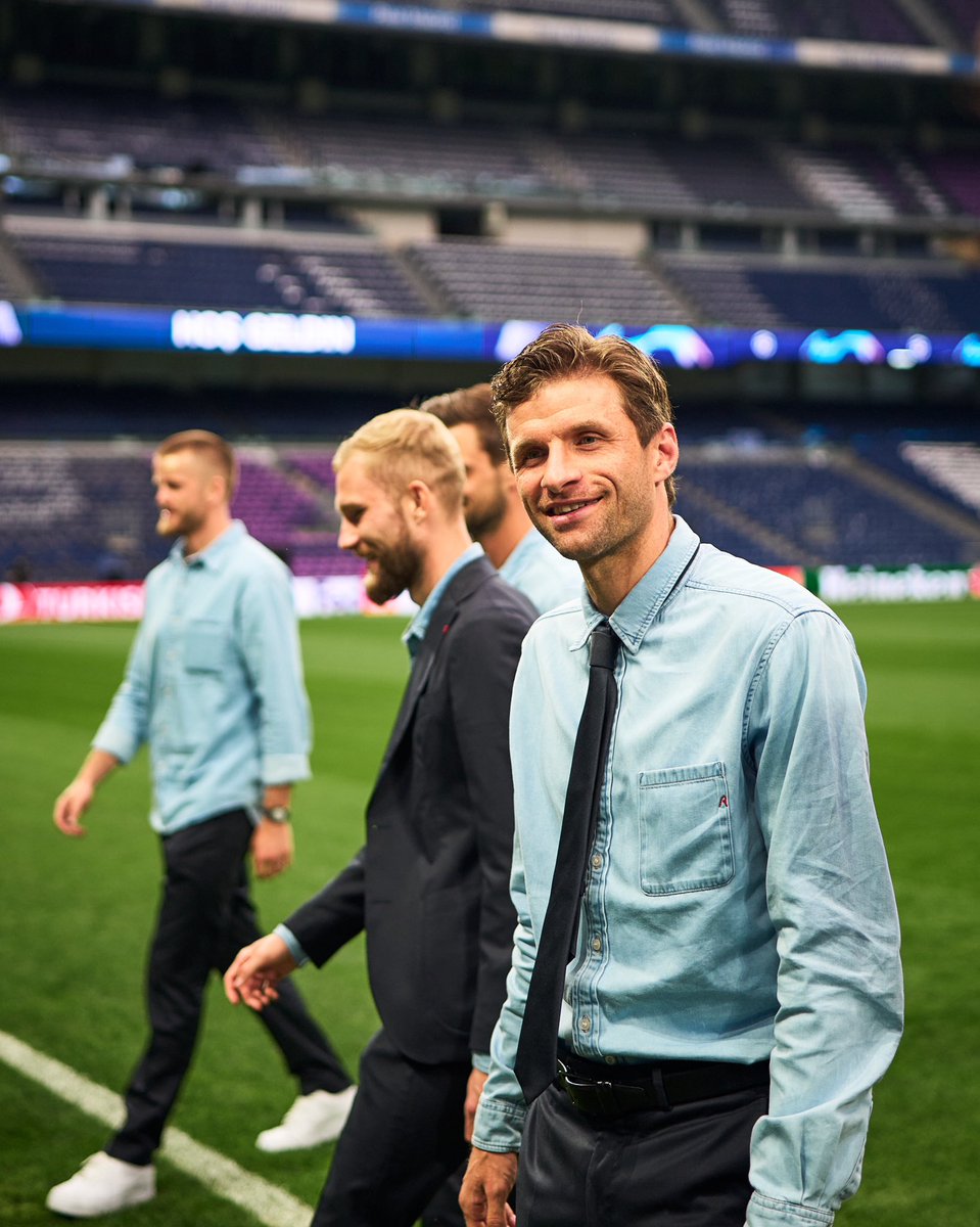 'It's a @ChampionsLeague semi-final tie' 👔 - Thomas Müller, probably #UCL #RMAFCB