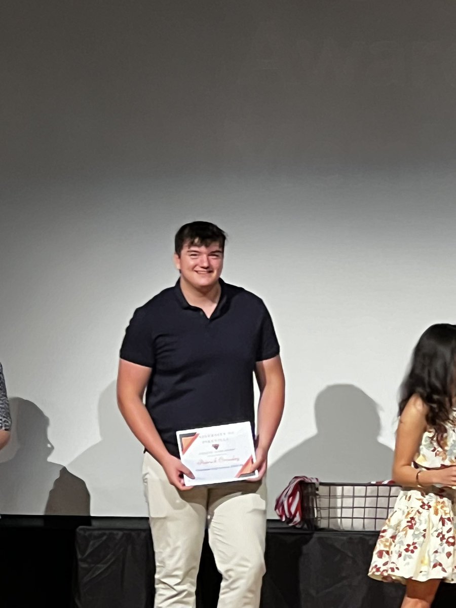 PCrowley54's tweet photo. I am so glad to be part of the honors recipients at Cherokees honor night last night. Thank you to all the teachers, teammates, and coaches who helped me along the way. Also a special thanks to my parents and my brothers for their support.@CHS_Warriors @UPIKEFOOTBALL @WarriorsCHS https://t.co/vupWXLQerZ