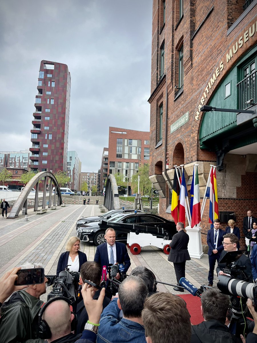 Nancy Faeser bei Anti-Koks-Konferenz in #Hamburg.