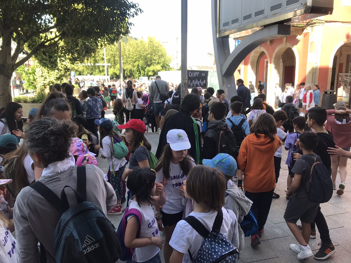 AldanCeip's tweet photo. Hoxe participamos na Festa da lingua # Dende aquí até acolá, Galego xa! @correlingua https://t.co/yczDqAfvs6