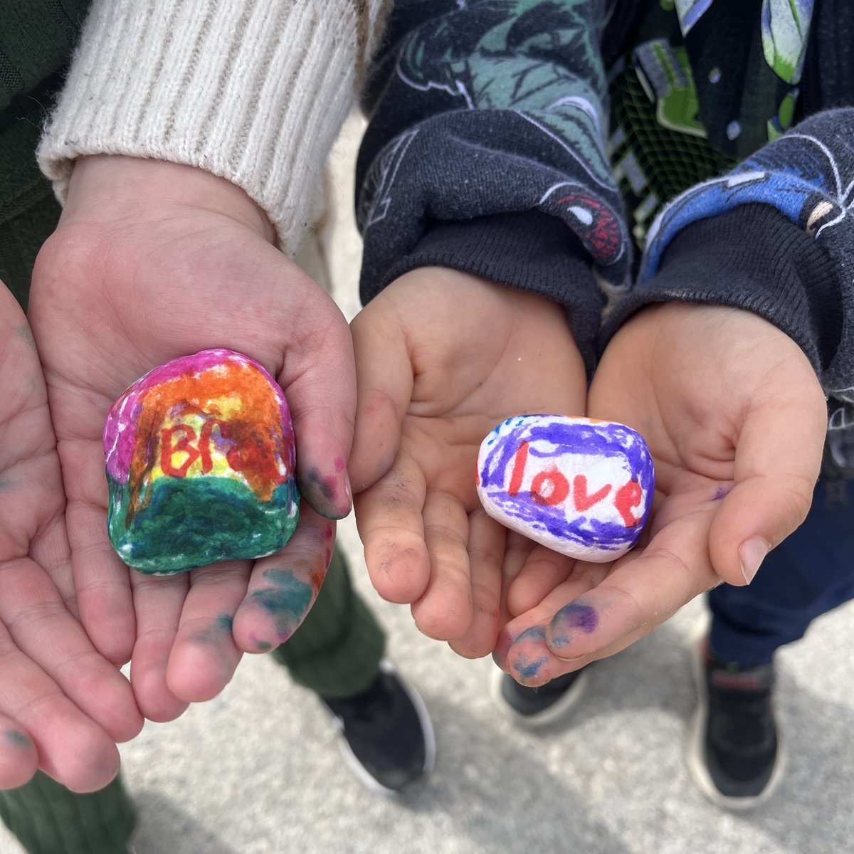 Kindness rocks at Hagersville Elementary School! Students painted kind messages to recognize #MentalHealthWeek. 🎨

#WeCanWeWillWeBelong