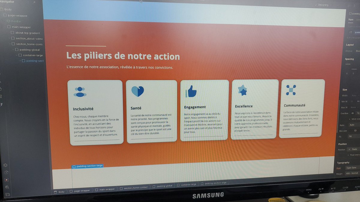 Nouveau projet en cours de développement ⚙ (Webflow x Client-First)

Ça build quoi chez vous ?