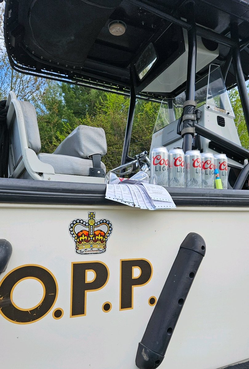 #HaldimandOPP wants to remind the public now that boating season is underway, consuming alcohol & Cannabis while operating a vessel is #illegal. Several charges, including missing lifejackets/PFD's, were laid during marine patrols this weekend. #boatsafety @HaldimandCounty^pc