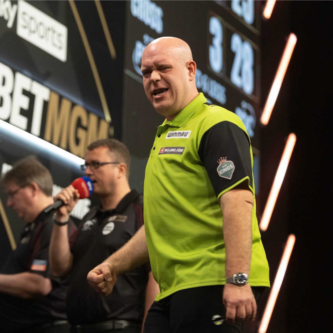 🎯| Michael van Gerwen hit a staggering 108.33 average in his match with Rob Cross on Night 14 of the Premier League. The Green Machine heads for Leeds on Night 15 in much need of points in the race for the Play Offs, facing Gerwyn Price in the Quarter Finals.