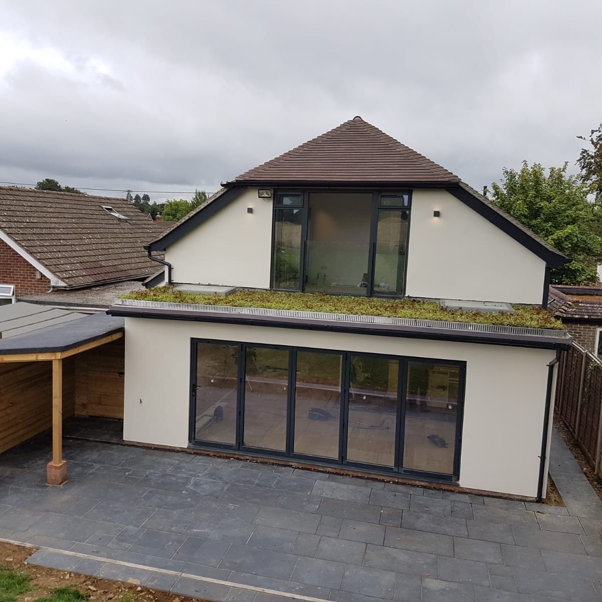 GrufeKit's tweet photo. Our customers love their GrufeKit green roofs! 🏡😍 Swipe through to see real-life transformations

#grufekit #greenroof #greenroofs #diy #transformation #biodiversity #ecosystem #habitat #biodiverse #environment #homeimprovement #roofing #construction https://t.co/ZJyWcYzIX3