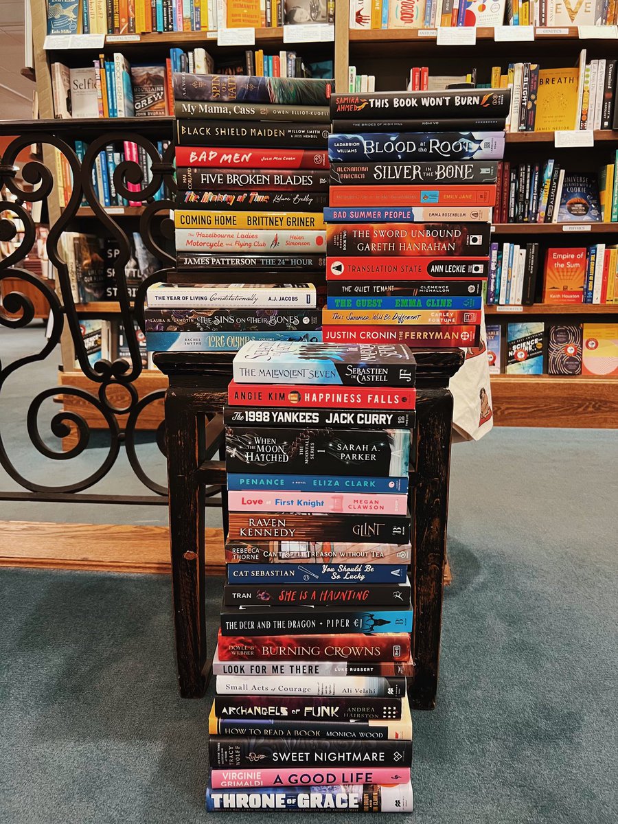 So many brand new titles, so little time! Happy New Release Tuesday! Check out the latest titles in Young Adult, Music, Fiction, Mystery, Sci-Fi/Fantasy, Humor, Graphic Novel, History, Romance, and Sports. Shop with us in store or visit us online at Northshire.com!