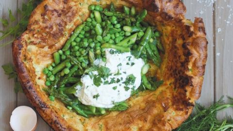 Whole Wheat Dutch Baby with Sautéed Spring Vegetables and Lemon-Herb Ricotta buff.ly/3goFDIU (via Edible Rhody) The batter can be made up to a day in advance and stored in the refrigerator with no impact on its puffing potential.