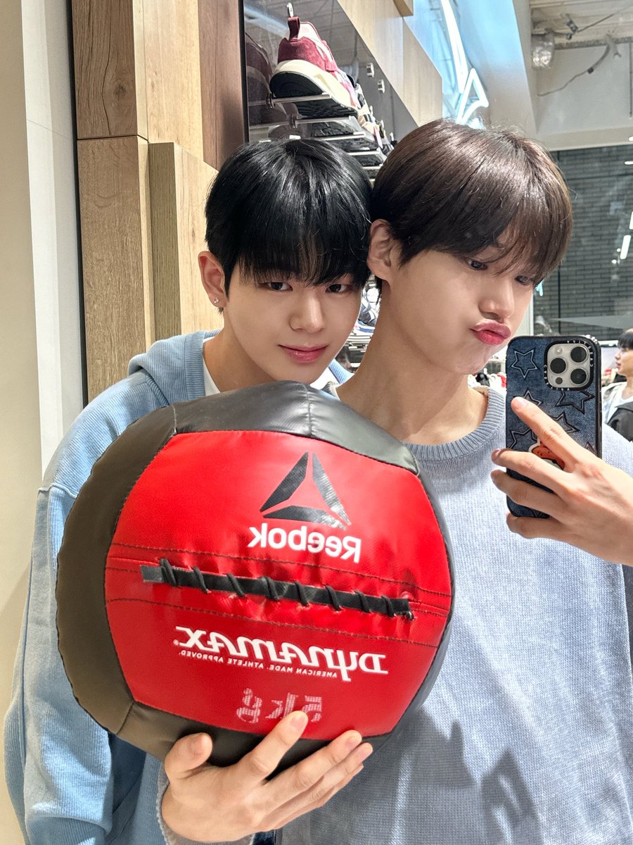 EgyptJunghyun's tweet photo. 24.05.07←[📝]
[#MUNJUNGHYUN]

 جونجهيون من تحديث هانبين عبر تطبيق بابل 

@EVNNE_official #이븐 #EVNNE #MUNJUNGHYUN #Un_SEEN #UGLY #junghyun_egypt #문정현 https://t.co/d2N51gCMVL