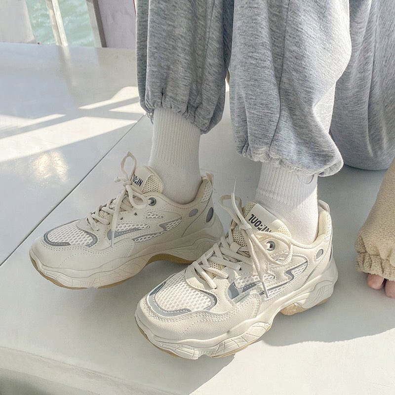 milly90134's tweet photo. Daddy shoes R1600👟 https://t.co/9mWeOODfLg