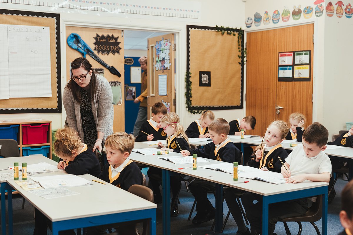 🔢 Counting, adding, subtracting—maths magic is happening in Key Stage One! Our young mathematicians are exploring numbers in exciting ways! #MathFun #KS1 #staplehurstschool