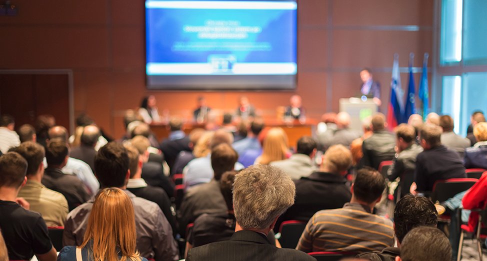 🚀 Participez à la Table Ronde organisée par l’ADAE sur l'impact des nouvelles pratiques RH sur les PME le mardi 28 mai de 18h30 à 20h30 !

👉 Inscrivez-vous dès maintenant : urlz.fr/qo6P

#ADAE #RH #PME #TableRonde #TravailModerne