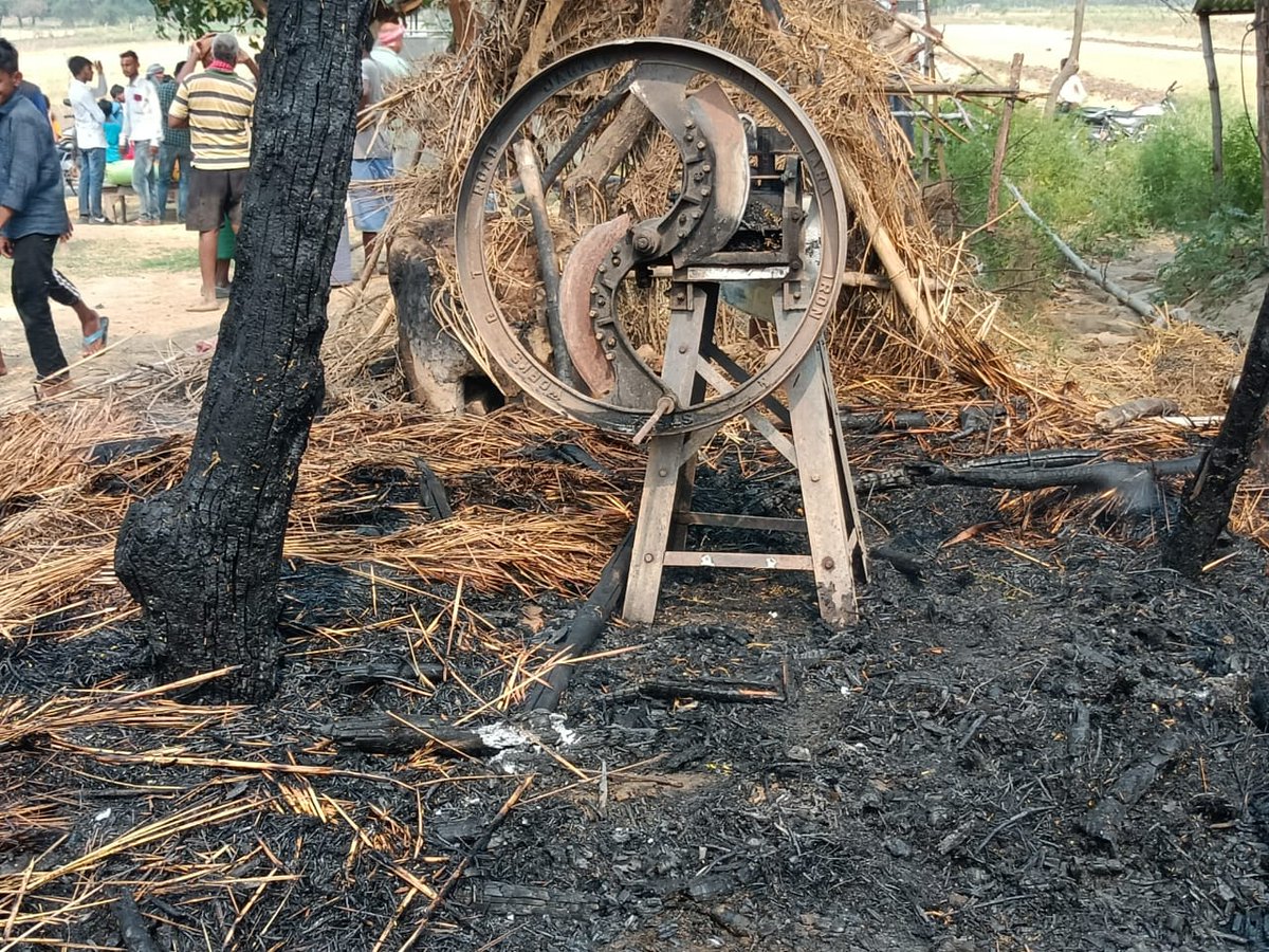 ghazipurfire's tweet photo. #FSGhazipur | रेवतीपुर #थाना #रेवतीपुर अंतर्गत खलिहान में फैली आग की सूचना पर तत्काल पहुंचकर #FSZamanaia #firefighters द्वारा #आग को बुझाया गया एवं #आग को फैलने से रोका गया। कोई जन/जीव हानि नहीं हुई।
@AdminGhazipur
@ghazipurpolice
@CMOfficeUP https://t.co/1TIT7vdQfk