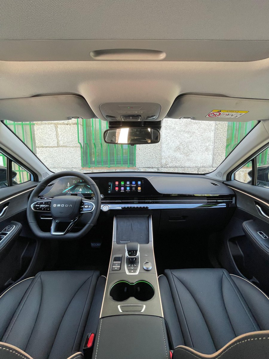 motorpuntoes's tweet image. ¡Hoy estamos en la presentación del OMODA 5!

Se trata del nuevo modelo de la marca que llega al mercado español con un gran equipamiento con un precio muy competitivo como bandera

¿Qué os parece?

@omodaspain #OMODA #OMODA5 #suv