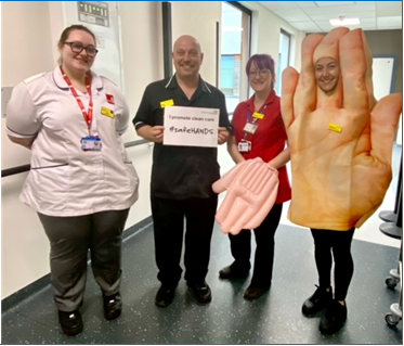 Infection Control MPFT (@infectioncontr4) on Twitter photo Promoting World Hand Hygiene day at Haywood Hospital 4/5/24 well done to all especially Infection Control team and a special mention to Becky and Andy who went above and beyond dressed as our very own hand. #washyourhandsaveslives <a href="/mpftnhs/">Midlands Partnership University NHS FT</a> <a href="/Carriebugmad/">Carrie Felgate RN</a> <a href="/joanne_withers/">Joanne Withers</a> Promoting World Hand Hygiene day at Haywood Hospital 4/5/24 well done to all especially Infection Control team and a special mention to Becky and Andy who went above and beyond dressed as our very own hand. #washyourhandsaveslives <a href="/mpftnhs/">Midlands Partnership University NHS FT</a> <a href="/Carriebugmad/">Carrie Felgate RN</a> <a href="/joanne_withers/">Joanne Withers</a>
