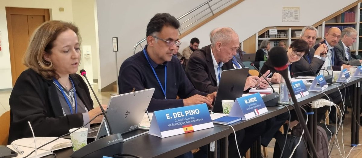 La presidenta del #CSIC, @delPinoE, asiste a la reunión #Research7 en Bolonia, donde se dan cita las principales organizaciones de investigación del G7. “La ciencia está en el centro de la solución a los retos de la humanidad”, ha señalado. ➡️ tiny.cc/xixzxz