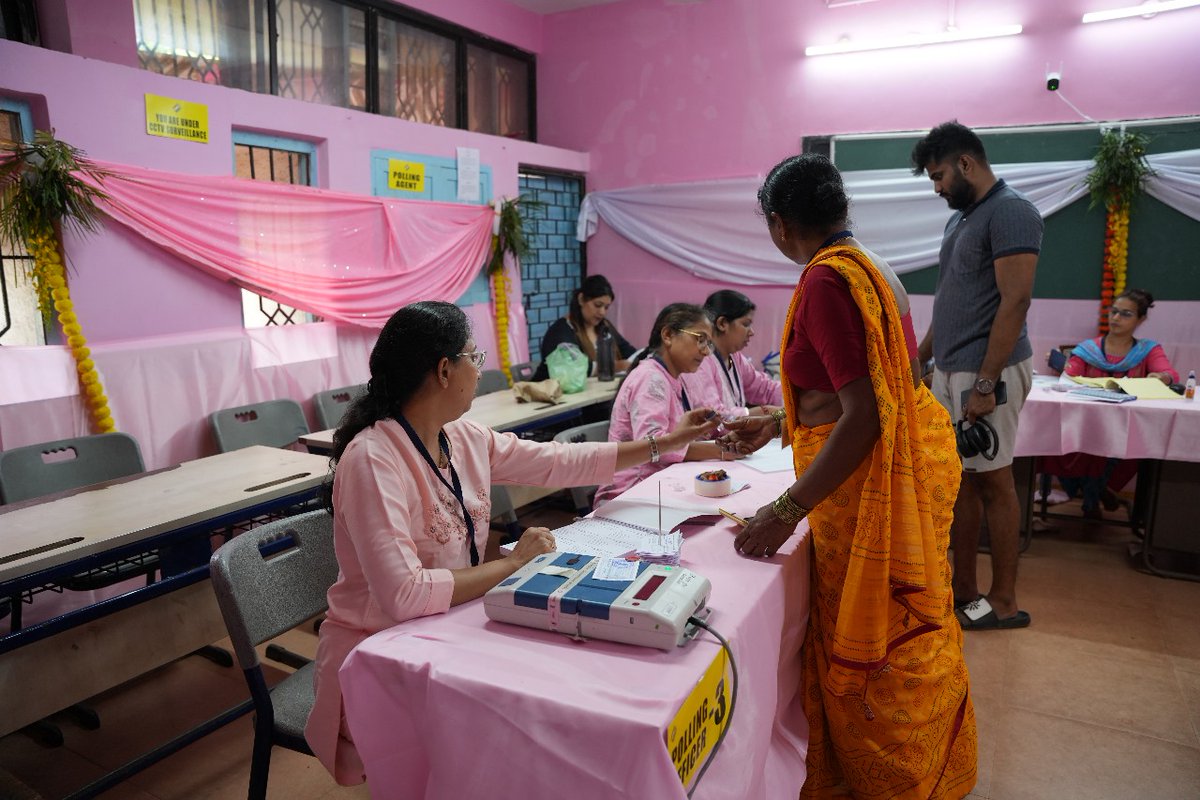 Pink polling booths, managed by dedicated women officials, create a welcoming and inclusive environment for all voters.
.
.
.
.
.
.
#GoaElectionDay #VotingDayGoa #IWillVote#NothingLikeVoting #IVote4Sure #DeshKaGarv#ChunavKaParv #EveryVoteMatters #NVD2024 #ECI