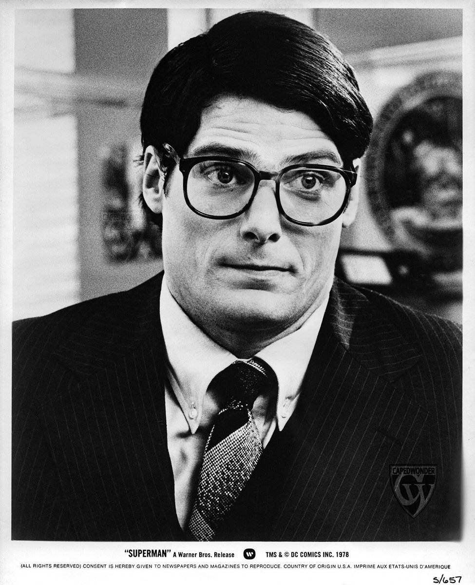 Christopher Reeve is Clark Kent. Can you name the movie and the scene? #clarkkent #reevesuperman #dailyplanet #perrywhite #supermanthemovie1978 #supermanthemovie #metropolis #newyorkcity #nyc #christopherreeve #christopherreevelegacy #verisimilitude #supermanthemovie1978…