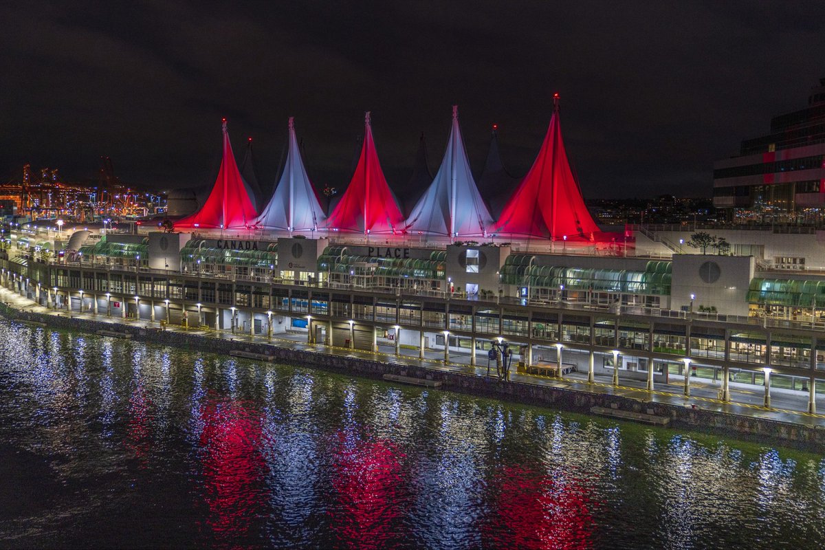 #HeartFailureWeekCan 
Sails of Light at Canada Place and BC Place Stadium will glow red on May 7 from sunset to dawn as a salut to the 6th annual national Heart Failure Awareness Week. #heartfailureweekcan