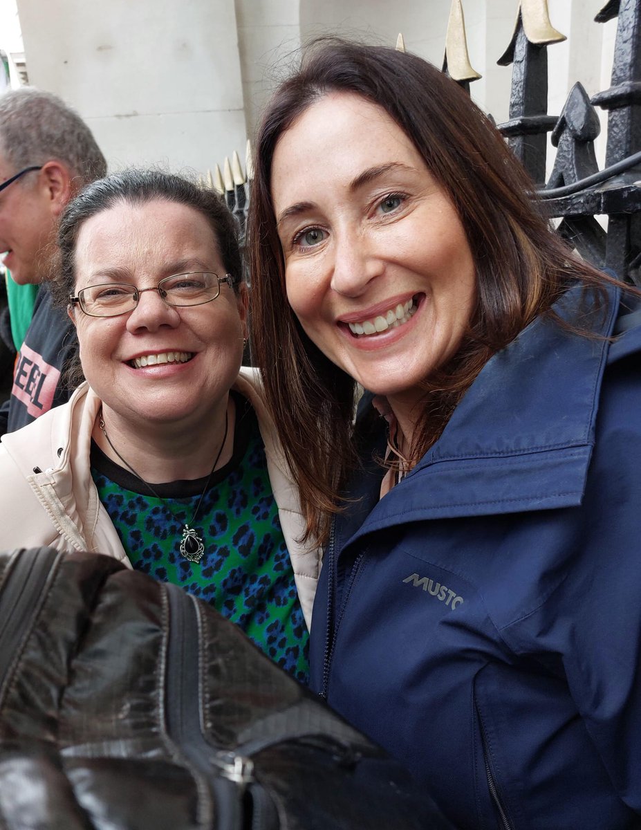 Orla Donohoe, our Irish Freedom party candidate for Carlow town had a great time at the National protest yesterday.

She told me she was particularly taken by the speech given by @Jklunden.

#Irishfreedom 
#LE24