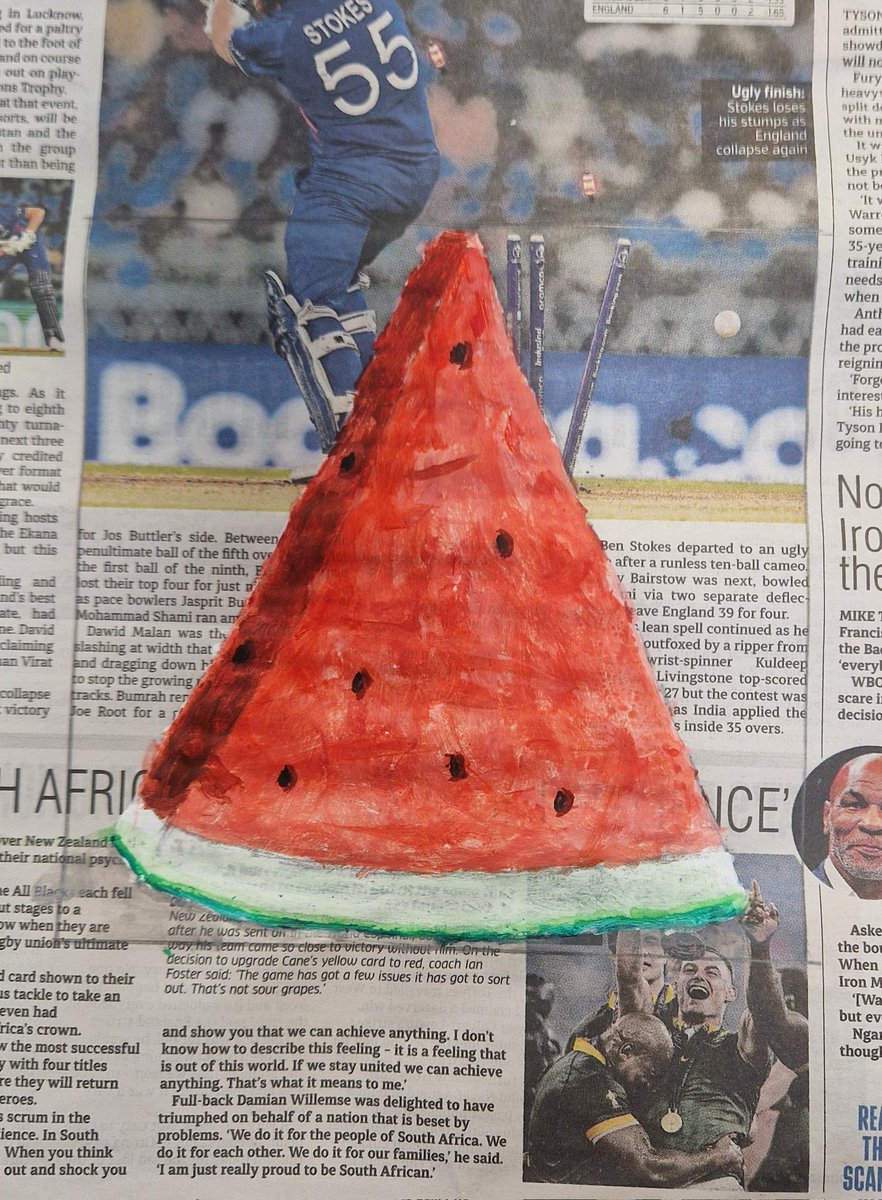 Jamil completed his watermelon slice today using acrylic paint on newspaper, in the style of artist Juli Stankevych 🍉 Well done 👏 @ChallneyBoys @ChallneyDesign @Mrs_Kovacs_Art @art_c19