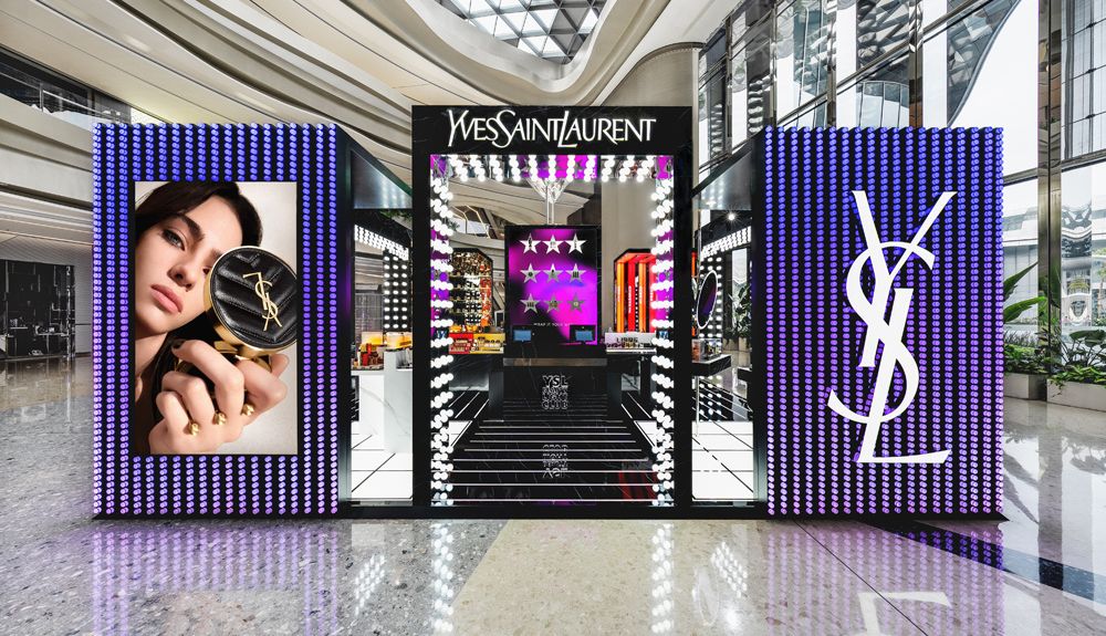 YSL Beauty & CDFG rock Hainan with immersive Beauty Light Club Experience: The pop-up ran from 2-29 March. Earlier this year YSL Beauty partnered with China Duty Free Group (CDFG) to create the first YSL Beauty Light Club activation, within Block C at… dlvr.it/T6Y3CC