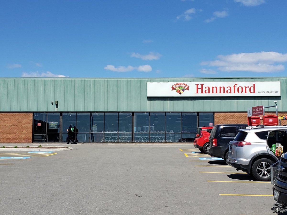 JohnnyChorizo3's tweet photo. My call to Hannaford Corp was fruitful #noflags https://t.co/8sk64xJcu3