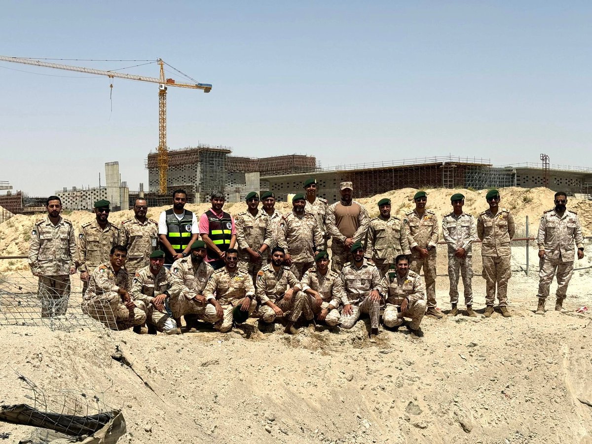 قامت هندسة القوة البرية متمثلة بمجموعة التفتيش و التخلص من المتفجرات بالتعامل مع قنبلة غير متفجرة  تزن 1000 رطل من آثار الغزو العراقي الغاشم في موقع كلية علي الصباح العسكرية الجديد (قيد الإنشاء) في منطقة المطلاع. حيث توجهت على الفور منذ ورود البلاغ فرقة الاستطلاع التابعة لمجموعة