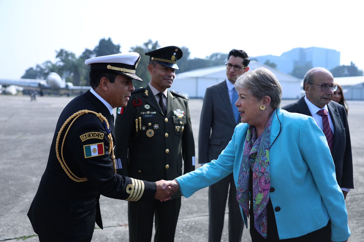 📸 La canciller Alicia Bárcena se encuentra en Guatemala, para participar en la Reunión Ministerial de la Declaración de Los Ángeles sobre Migración y Protección, con sus homólogas y homólogos de la región, y para generar un diálogo que permita estructurar acciones que propicien…