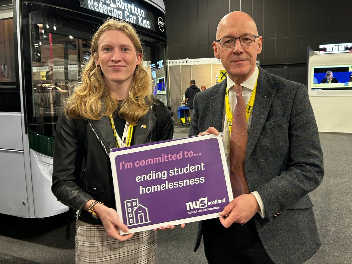 🤝When we met with @JohnSwinney at SNP conference he committed to working with us to end student homelessness.

Join us in holding him to that commitment, and asking his government to support students.

nus-scotland.org.uk/message_to_new…