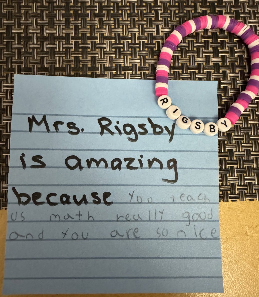 Such a sweet thing to find on my desk this morning! 💜 

#integratedk12 #TeacherAppreciationWeek