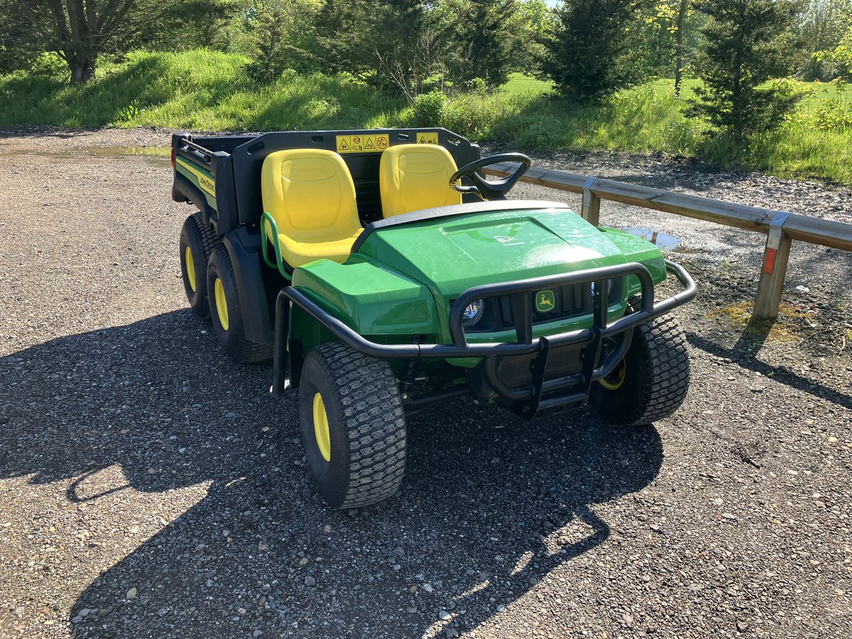 Another quality used @JohnDeere 6x4 Gator delivered to @LittleChannels Golf Club this morning to start a busy period. A few more will be coming in soon so please get in touch if you are interested. Big thanks to Jason and the club 👍. @TuckwellGroup