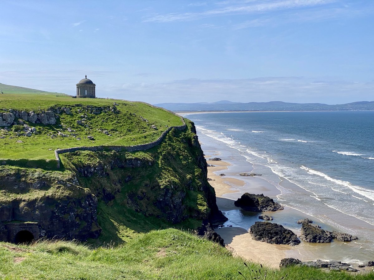 An unbelievably beautiful day #Castlerock #Downhill #Mussenden