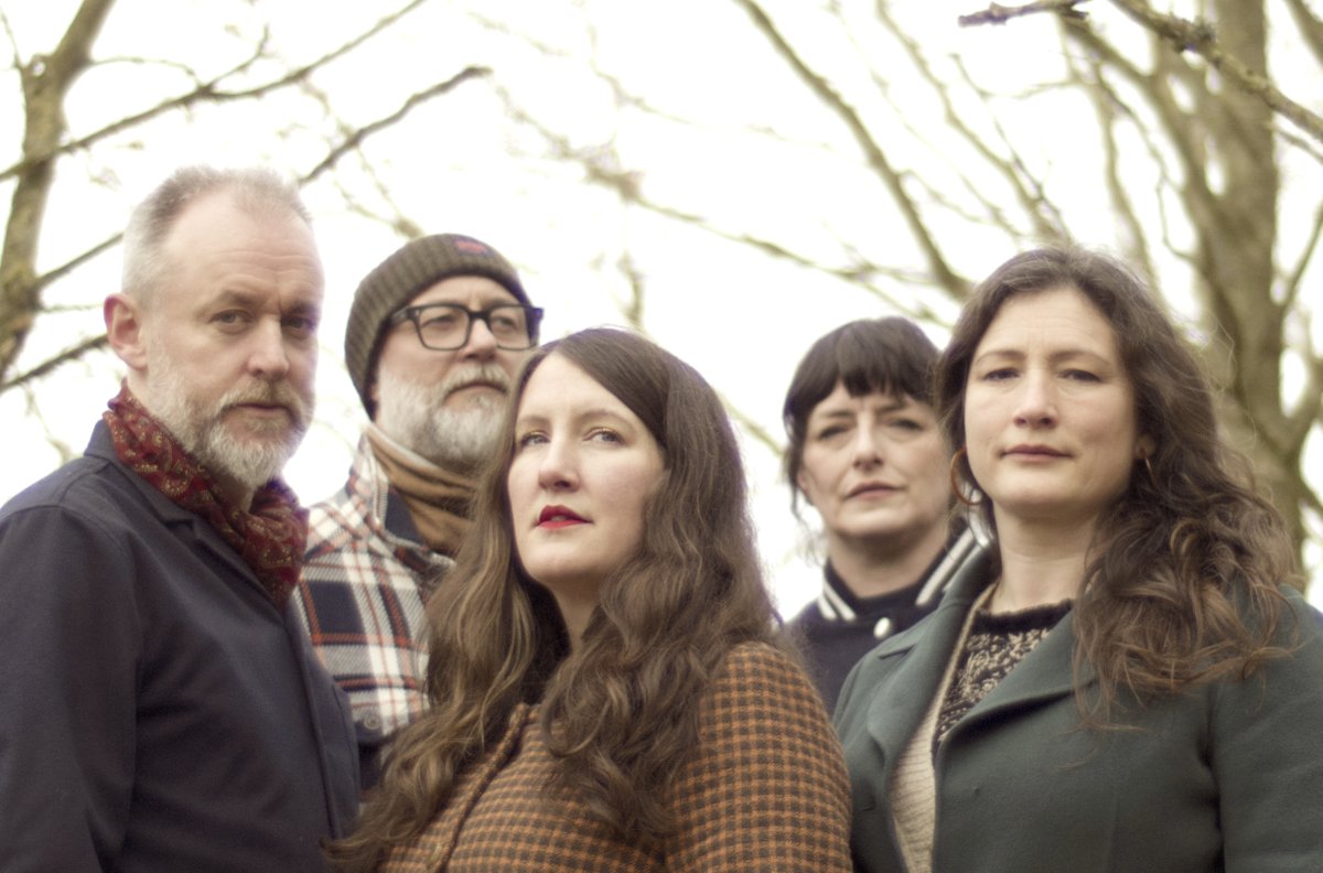 NEW SHOW ANNOUNCEMENT: Mercury-nominated folk band @TheUnthanks are set to transform @CityHallHull into a dream-like winter fantasia with a concert of sensational seasonal tunes. On sale 12 noon Fri. 🎭 The Unthanks - In Winter 📅 5 Dec 🎫bit.ly/UnthanksHull