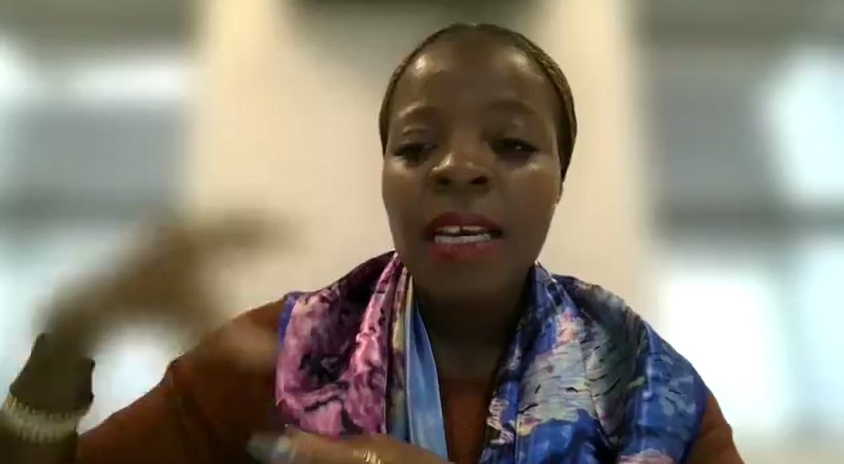 'We need a critical mass of people working together towards the same goal. We see our work as a jigsaw puzzle where each one has a key role to play' - @FolaweOmikunle CEO @Teach4Nigeria sharing how #collectiveleadership is key to developing their work.