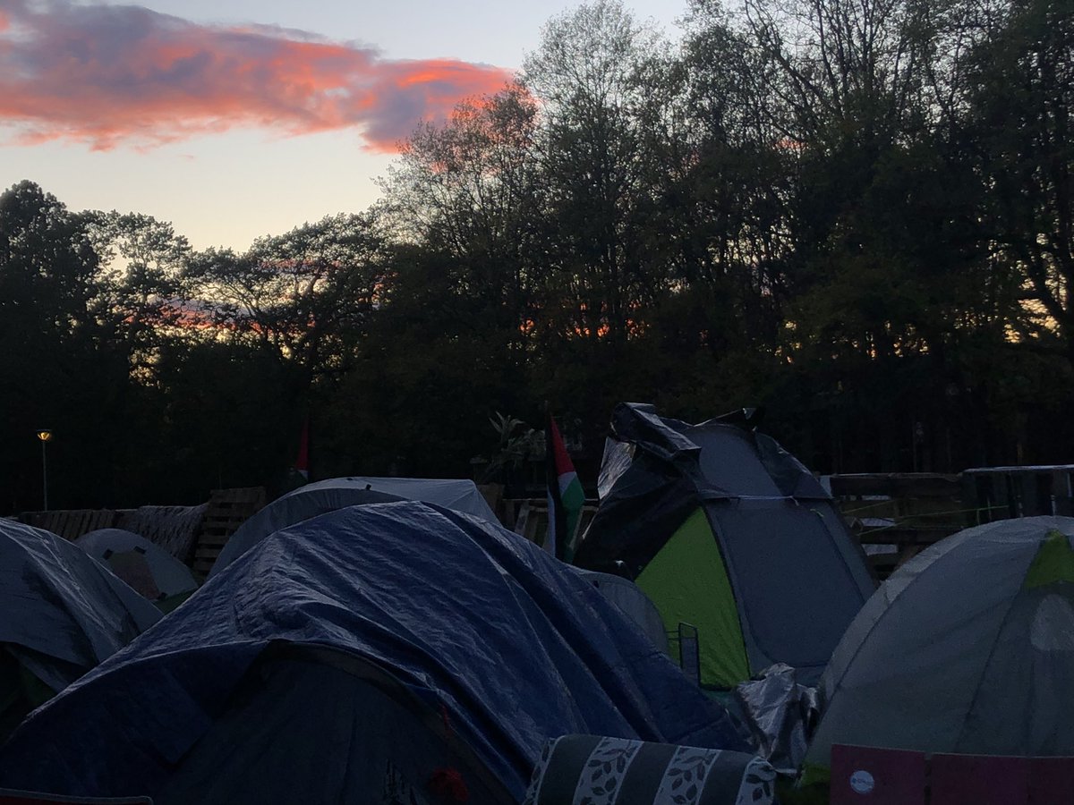 uvic Palestine solidarity encampment day 6 yesterday 🌱 @UVicLib continue to harbour cops. read some Edward Said while you’re there, officer.