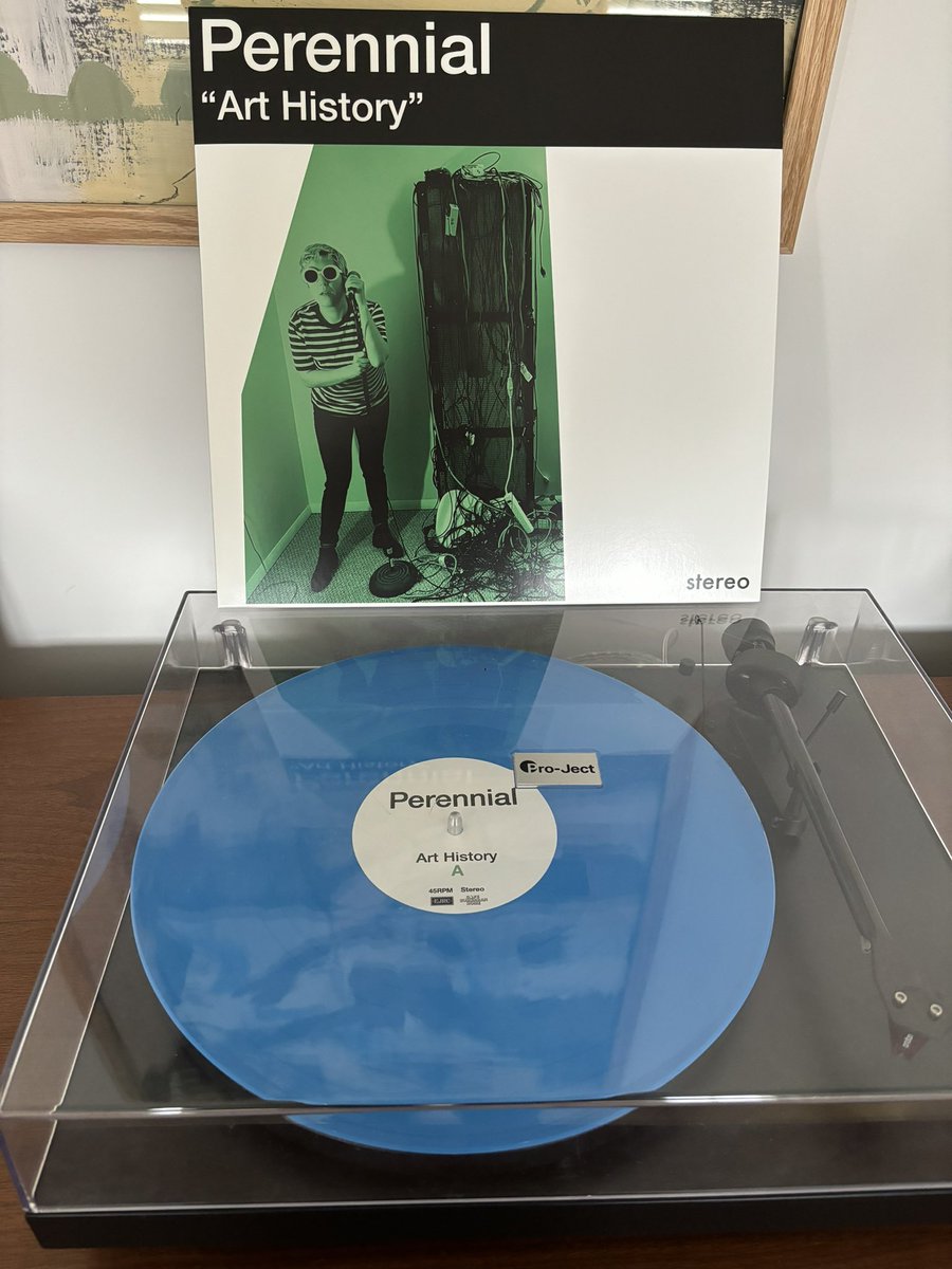 …and the EU/UK cyan variant has just landed at SSH HQ. Get your @Perennialband pre-orders in!