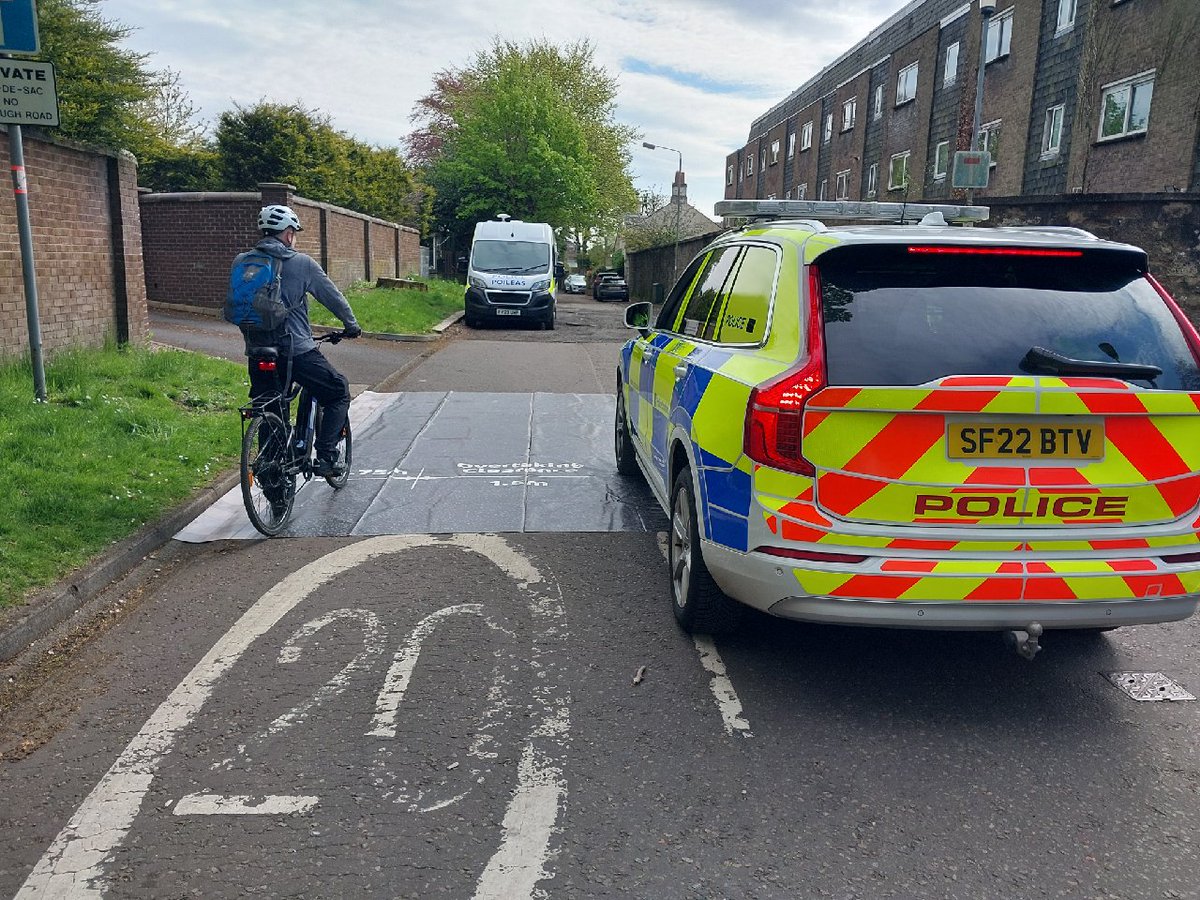 Operation Closepass Officers have been out on cycle patrol this week in East Dun as part of Operation Closepass. Not allowing sufficient cycle space (at least 1.5m) is an offence, the minimum penalty is 3 points and a fine. #GiveCycleSpace #EastDunbPoliceSaferRoads