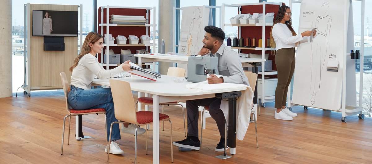 The Top 5 Coolest Looking Pieces of Office Furniture We’ve Ever Seen

ow.ly/MHz150RyASJ

#officespacedesign #corporatespaces #businessfurniture #officeplanning #befurniture #commericalofficeinteriors