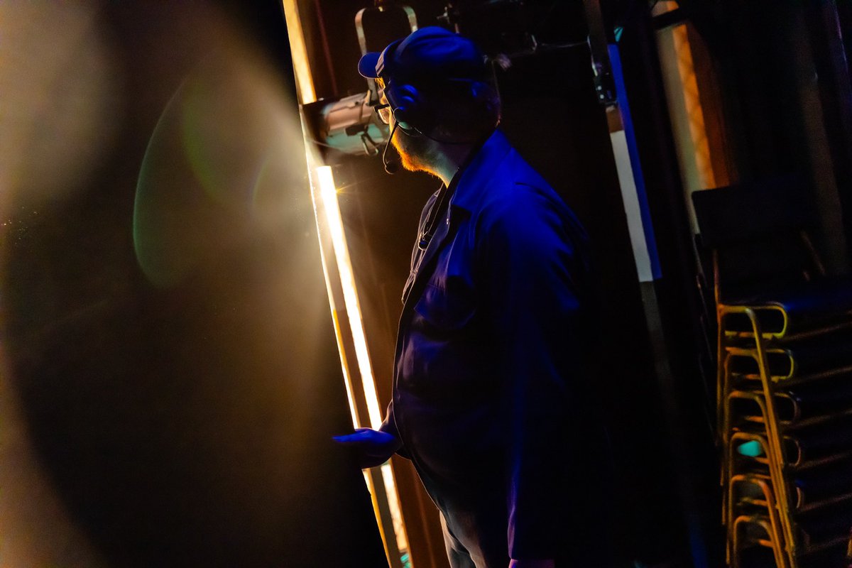 Take a look backstage at An Officer and a Gentleman with these stunning new shots from Danny With A Camera. 📸

#LoveLiftUsUp