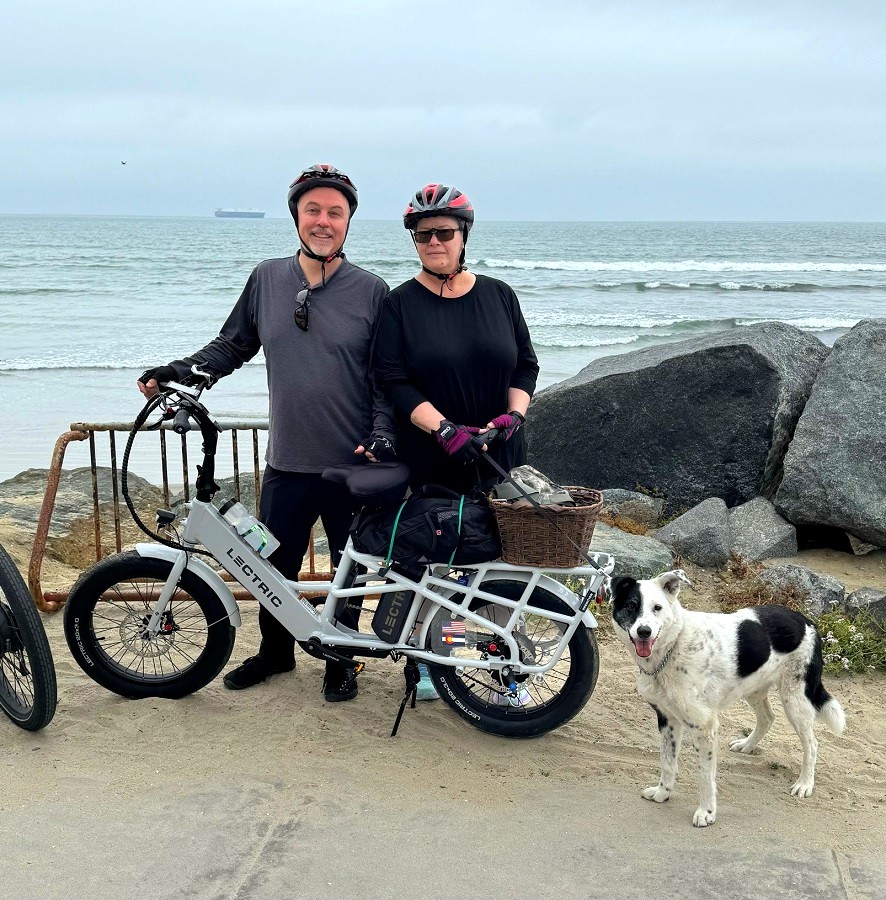 lectricebikes's tweet image. Gang&apos;s all here! This inaugural XPedtion trip looks like a memorable one. 😊

📸 : Brian K. 📍 Coronado, CA

•••

#lectricebikes #coronado