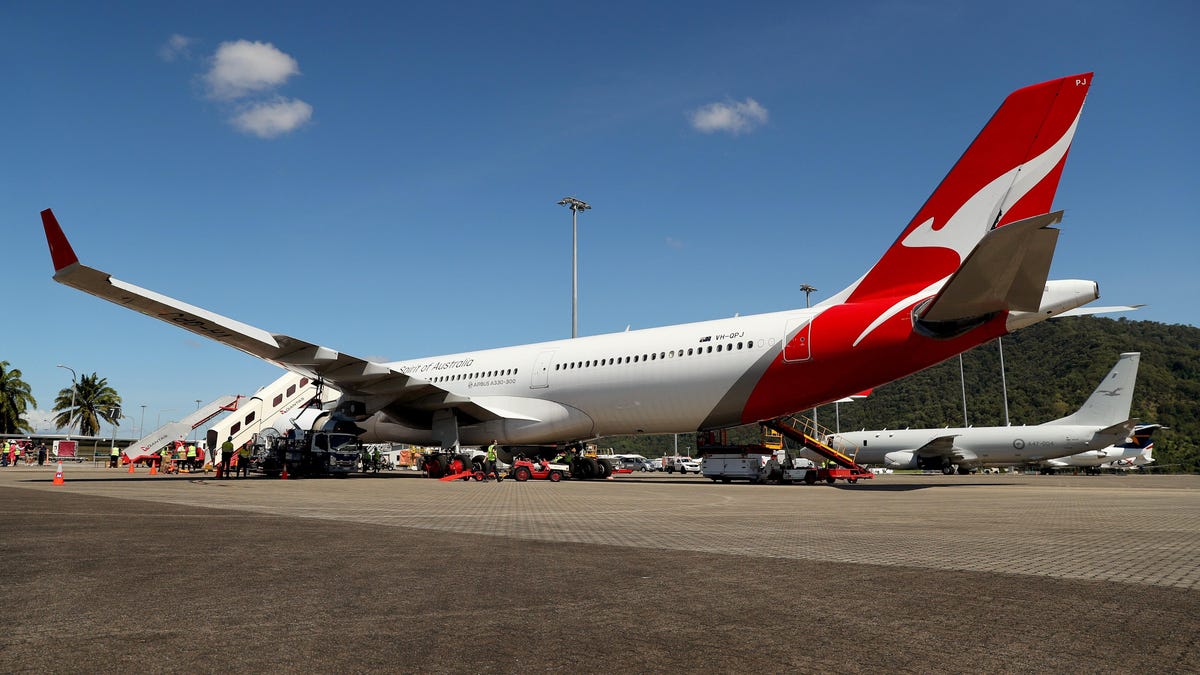 Qantas Will Pay $66 Million For Ghosting Over 86,000 Passengers With Non-Existent Flights jalopnik.com/qantas-will-pa… #qantas #businessfinance